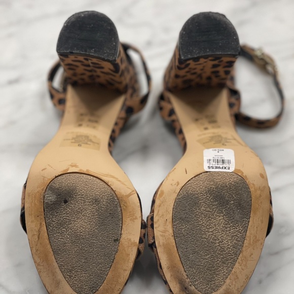 Express Heels - Picture 4 of 4